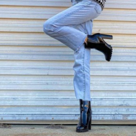 Aimee Platform Block Heeled Bootie - Picture 8 of 11